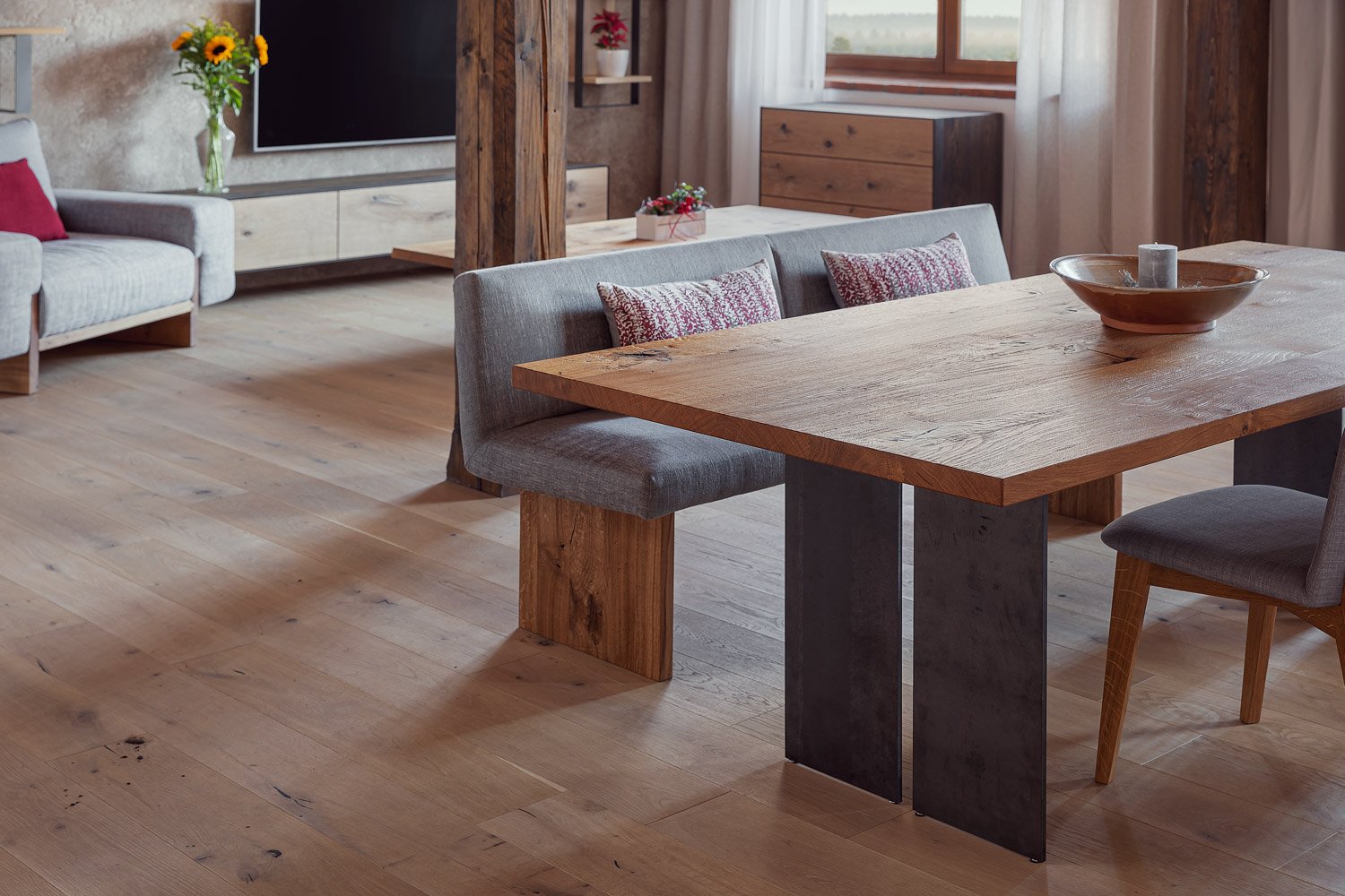 Čalouněná lavice - showroom